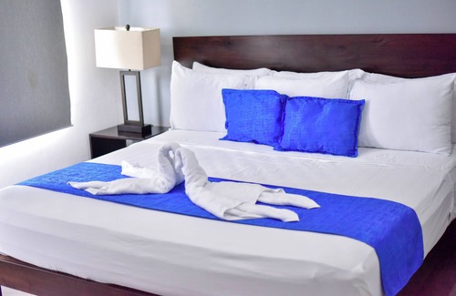 Jaco Station Balnéaire | Tropical Paradise 20 Room Private Resort - Close to Cocal Casino