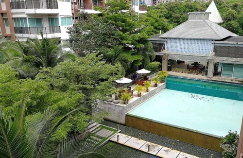 South Pattaya Station Balnéaire | Tropical Pool Garden Condo Downtown Pattaya, Bus pour rue piétonne