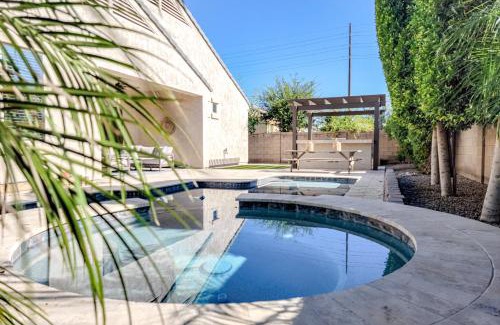 Chandler Maison | Tropical Poolside Paradise