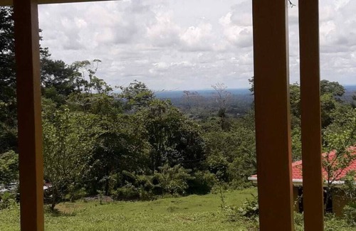 Katira Maison | Tropical Retreat Between Mountains and Sea