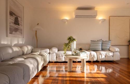 Sunnybank Maison | Tropical Tranquility Spacious Family Leafy Oasis