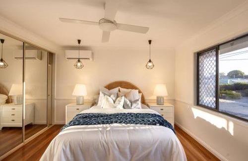 Sunnybank Maison | Tropical Tranquility Spacious Family Leafy Oasis