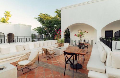 Downtown San Jose del Cabo Hôtel | Tropicana Los Cabos, Tapestry Collection by Hilton