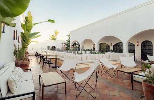 Downtown San Jose del Cabo Hôtel | Tropicana Los Cabos, Tapestry Collection by Hilton