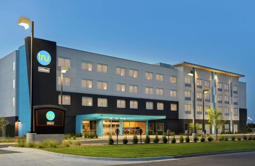 Greenwich Hôtel | Tru By Hilton Wichita Northeast