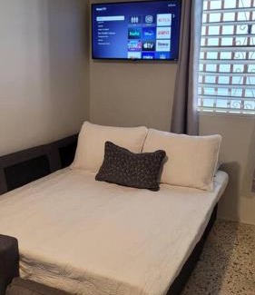 Cuevas Appartement | Trujillo Alto Quiet and Cozy, Fully Equipped and Pet-Friendly