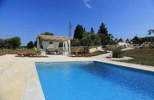 Cisternino Maison | TRULLI TERRA DI MEZZO