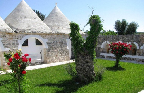 San Vito dei Normanni Villa | Trullo Delle Ginestre Private Pool, Latiano, Italy