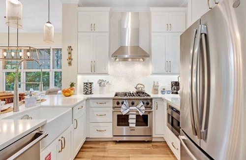 Bahama Village Maison | **TRUMAN’S TROVE @ THE ANNEX** Private Home & Pool + LAST KEY SERVICES…