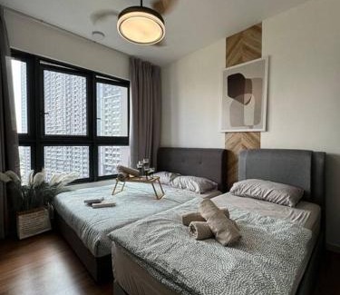 Taman Pertama Appartement | TrxKlccPavVelo, MrtLrt, 13PAX, 4R2B, KLCCPavTRXVelocity X MrtLrt X 13PAX X 4R2B X Free 4CPark
