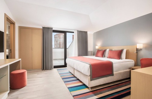 Oran Hôtel | TRYP by Wyndham Ankara Oran