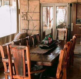 Lephalale Cabine | Tshukudiba Game Lodge