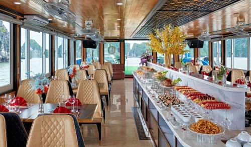 Ha Long Hôtel | Tuần Châu - Phương Đông Motel Hạ Long