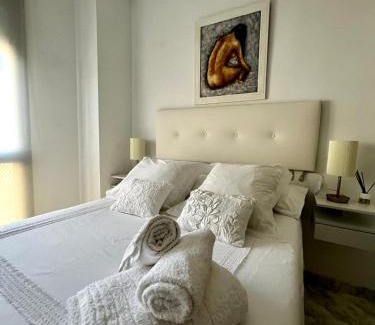 Doctor Barraquer-Grupo Renfe-Policlinico Appartement | Tu oasis de lujo junto al Guadalquivir