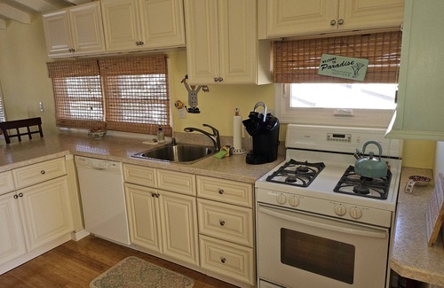 Tuckerton Beach Maison | Bungalow au bord de l'eau de Tuckerton Beach, près de Long Beach Island et Atlantic City!