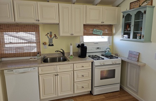 Tuckerton Beach Maison | Bungalow au bord de l'eau de Tuckerton Beach, près de Long Beach Island et Atlantic City!