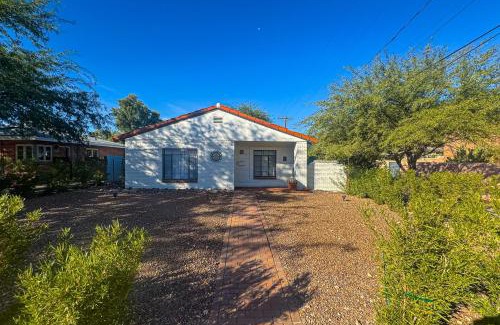 Sam Hughes Maison | Tucson Treasure