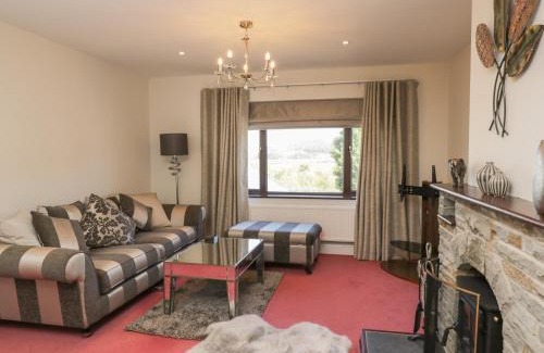 Symonds Yat Maison | Tudor House