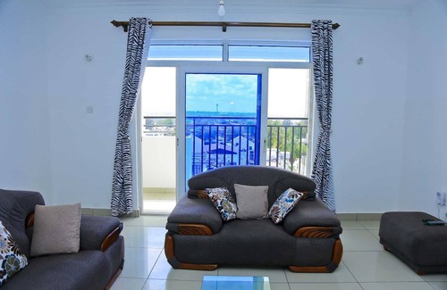 Mombasa Appartement | Tudor Prestige Apartment is a stylish3 double bedroom 2 ensuite and 1 wet room.