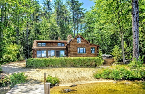 Mirror Lake Maison | Tuftonboro Waterfront Home on Winnipesaukee with Sandy Beach sleeping 10