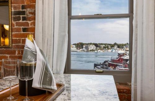 Portsmouth Appartement | Tugboat Vista 2 Bedroom Downtown Portsmouth