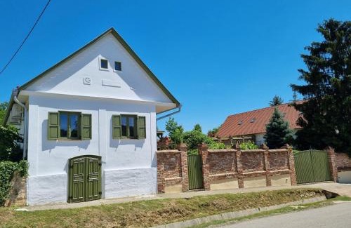 Palkonya Villa | Tulipános Palkonya