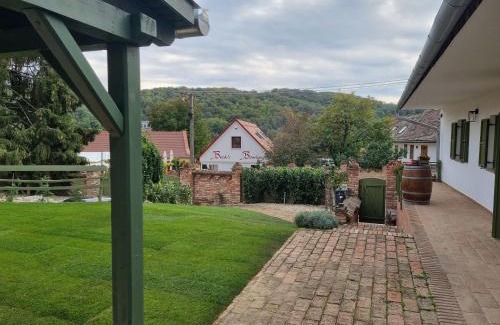 Palkonya Villa | Tulipános Palkonya