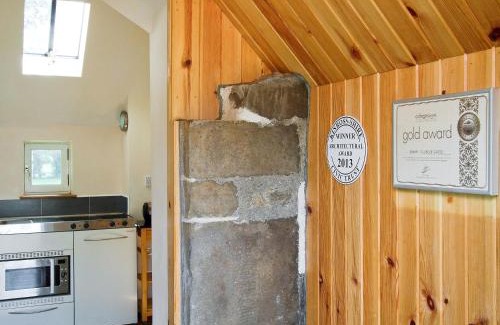 Kinross Maison | Tullibole Castle Longhouse
