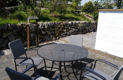 Colvend Cottage | Tumbling Banks - a cottage that sleeps 4 guests in 2 bedrooms