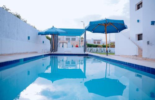 Yusuf as-Sidiq Villa | Tunis Oasis 4 Bedrooms private villa with private pool