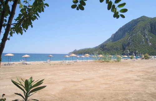 Beycik Villa | Maison de vacances turque Villa avec piscine communautaire mer forêt vue sur la montagne nr plages