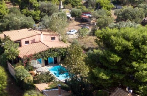 Nea Makri Maison | Turdus Merula Retreat