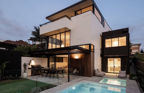 Warriewood Maison | Turimetta Beach Retreat