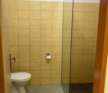 Holisa Maison | Turistická ubytovňa Zlatka