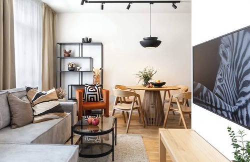 Petrska ctvrt Appartement | TurnKey | Republic Square Apartment III