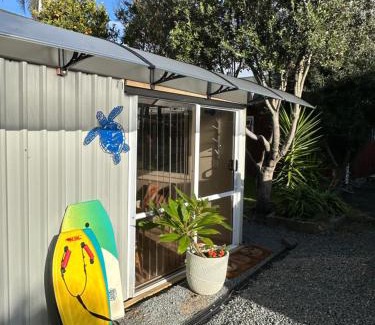 Papamoa Beach Maison | Turtle Cabin