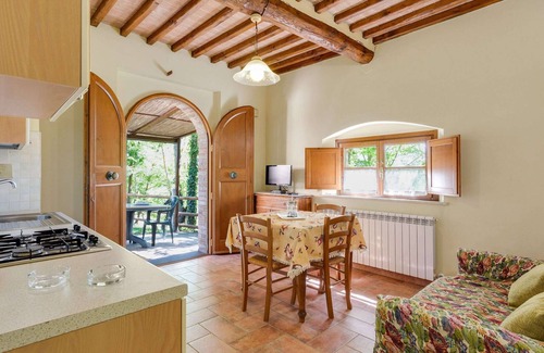 Casole d'Elsa Appartement | Tuscan Countryside Stay