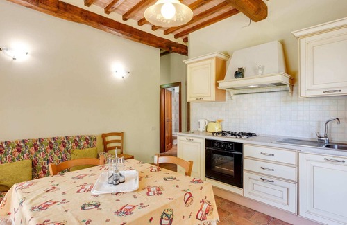 Casole d'Elsa Appartement | Tuscan Countryside Stay