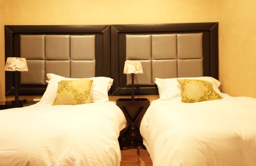 Flora Park Cabine | Tuscan Lodge Polokwane