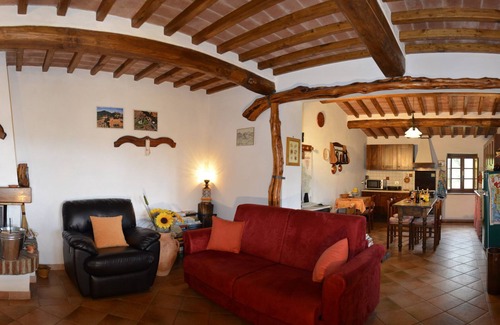 Montecastelli Villa | Toscane Villa avec piscine privée et jacuzzi pour lune de miel et des vacances d'été