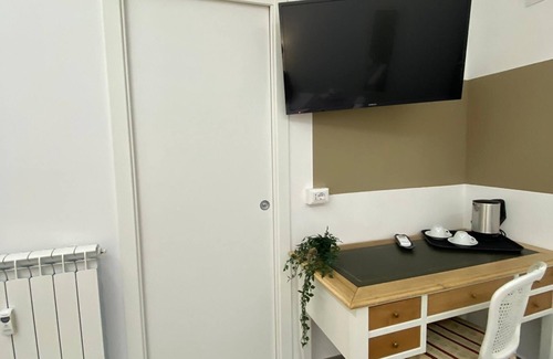 Quartiere XXIV Don Bosco Appartement | Tuscolo METRO A House