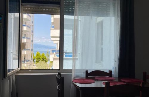 Tushemisht Appartement | Tushemisht Lake View Studio Apartment
