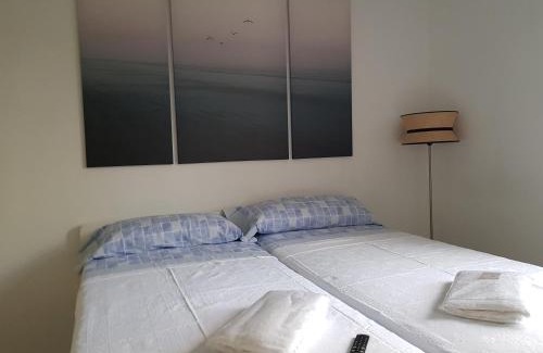 Galdakao Maison | TUUL ETXEA, Habitación en caserío a 8km de Bilbao, Baño compartido