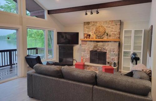 Tweed Maison | Tweed Lakeview Haven
