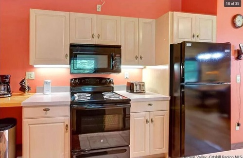 Margaretville Cabine | Twin B - Cozy 2-bedroom cabin in marvelous Halcottsville with WiFi, AC