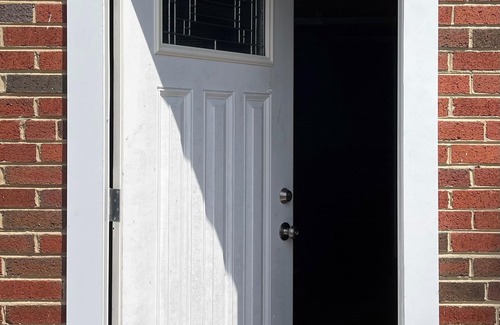 Silver Spring Maison | TWIN BED, PILLOW, SHOWER, FRIDGE, MW, - 62.