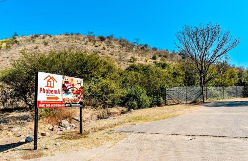 Greater Tubatse Maison | Twin Bed Room