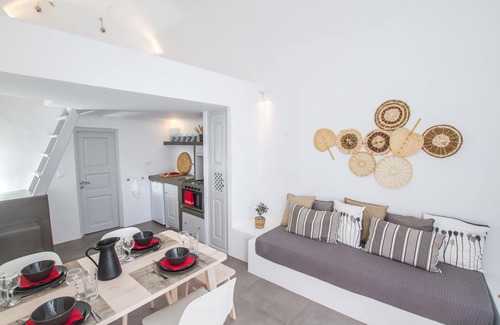 Oia Maison | Twin Cave House - Oia