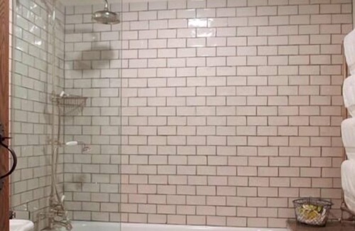 Edington Lit Et Petit-Déjeuner | Twin Private Bathroom Tinhead room at The Three Daggers