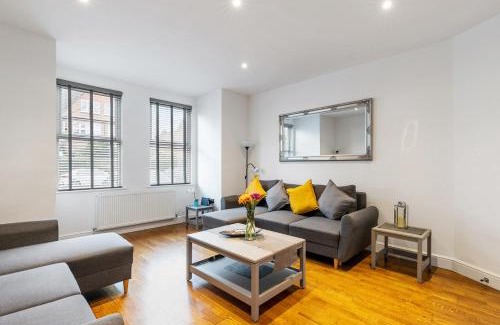 Bush Hill Park Appartement | Two Bed Flat in Bush Hill Park